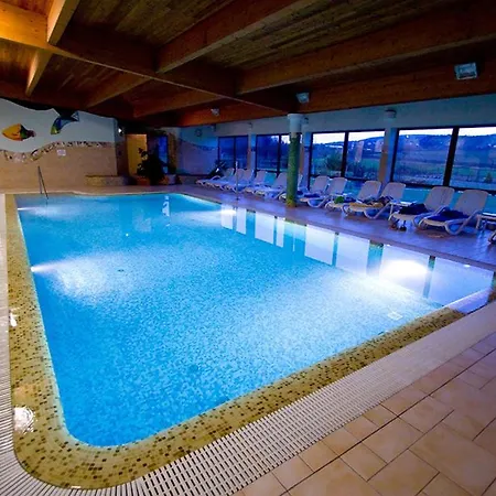 Hetkuti Wellness 호텔 4*