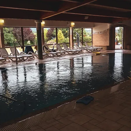 Hetkuti Wellness 4*
