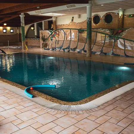 Hotel Hétkúti Wellness Mór