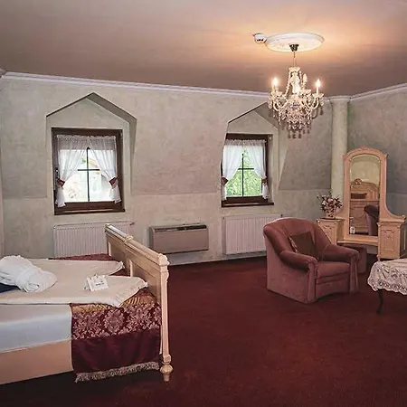 Hetkuti Wellness 4* Mór