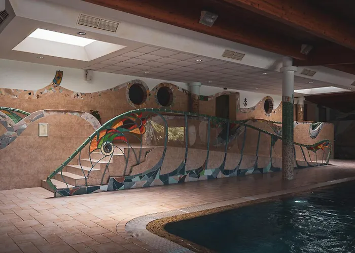 Hetkuti Wellness 4* Мор
