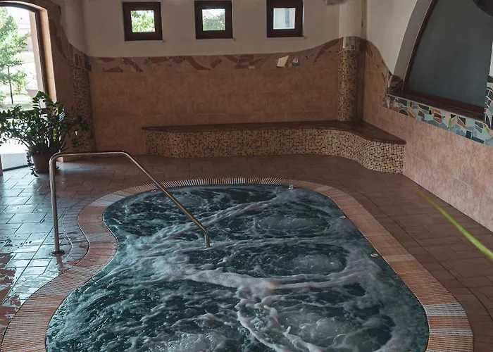 Отель Hetkuti Wellness